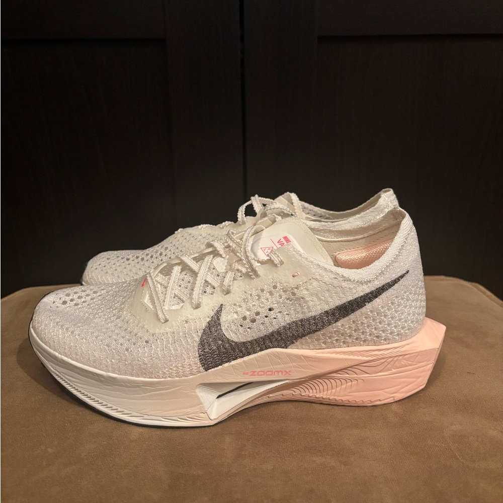 Nike ZoomX Vaporfly Next% 3 Sail Crimson Tint Guava DV4129-103 Women’s size 7.5